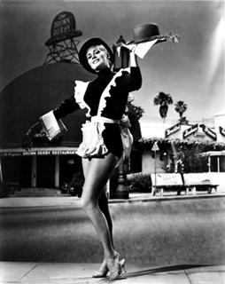 Anita Ekberg feet photo thumbnail