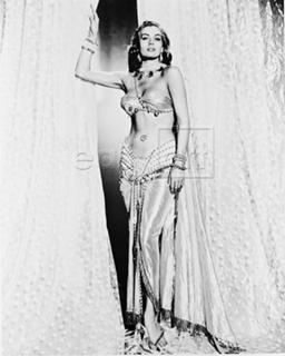 Anita Ekberg feet photo thumbnail