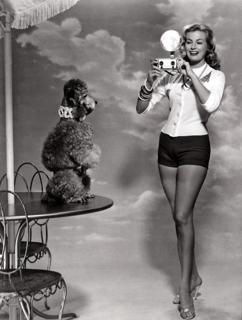 Anita Ekberg feet photo thumbnail