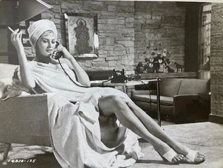 Anita Ekberg feet photo thumbnail