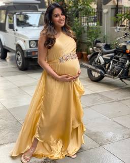 Anita Hassanandani Reddy feet photo 16