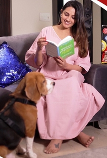 Anita Hassanandani Reddy feet photo 12