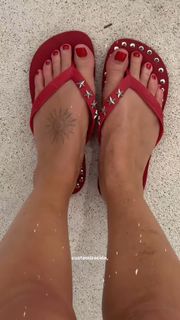 Anita Matamoros feet photo 1