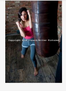 Anita Rani feet photo thumbnail