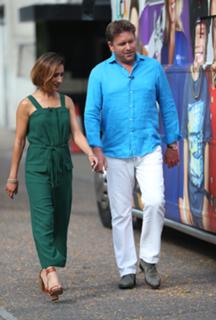 Anita Rani feet photo thumbnail