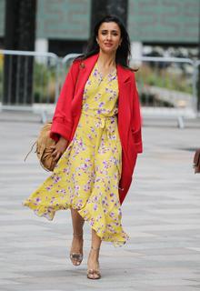 Anita Rani feet photo thumbnail