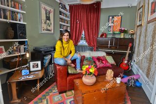 Anita Rani feet photo thumbnail