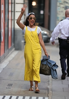 Anita Rani feet photo thumbnail