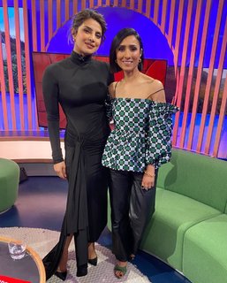 Anita Rani feet photo thumbnail