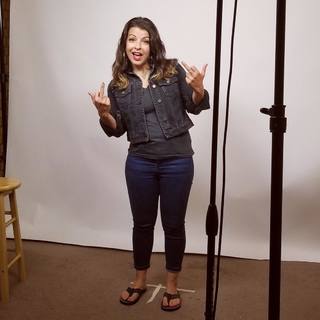 Anita Sarkeesian feet photo 5