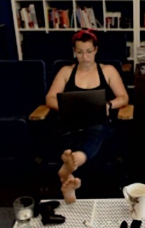 Anita Sarkeesian feet photo 20