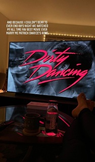Anita Sarkeesian feet photo 17