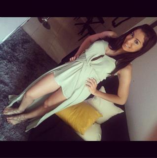 Anitta feet photo thumbnail