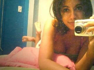 Anitta feet photo thumbnail