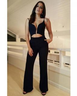 Anitta feet photo thumbnail