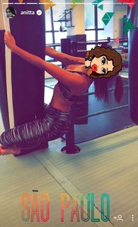 Anitta feet photo thumbnail