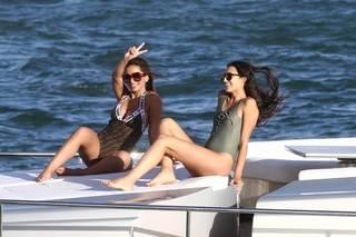 Anitta feet photo thumbnail