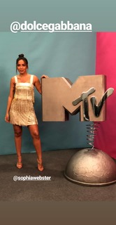 Anitta feet photo thumbnail