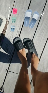 Anitta feet photo thumbnail