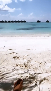 Anitta feet photo thumbnail