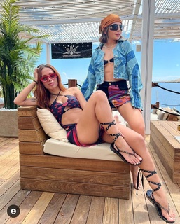 Anitta feet photo thumbnail