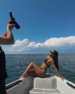 Anja Bla feet photo thumbnail