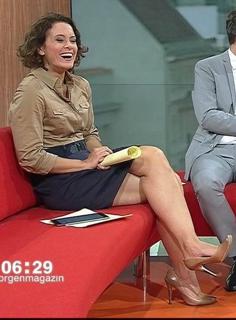 Anja Heyde feet photo 14