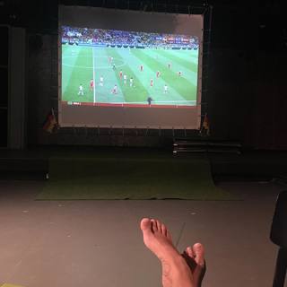 Anja Heyde feet photo 3