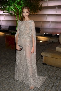 Anja Rubik feet photo thumbnail