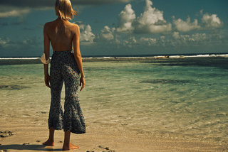 Anja Rubik feet photo thumbnail