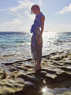 Anja Rubik feet photo thumbnail