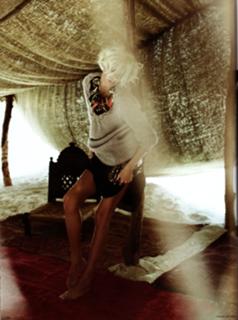 Anja Rubik feet photo thumbnail