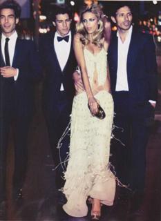 Anja Rubik feet photo thumbnail