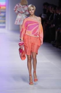 Anja Rubik feet photo thumbnail