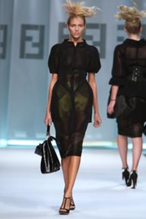 Anja Rubik feet photo thumbnail