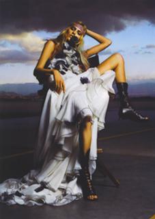 Anja Rubik feet photo thumbnail