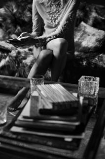 Anja Rubik feet photo thumbnail