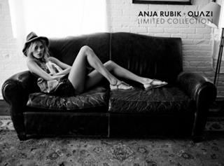 Anja Rubik feet photo thumbnail