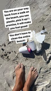 Anja Rubik feet photo thumbnail