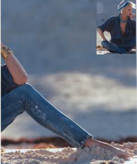 Anja Rubik feet photo thumbnail