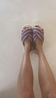 Anja Rubik feet photo 17