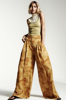 Anja Rubik feet photo 12