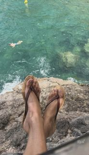 Anja Rubik feet photo 9