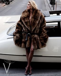 Anja Rubik feet photo 7
