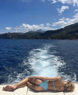 Anja Rubik feet photo 13