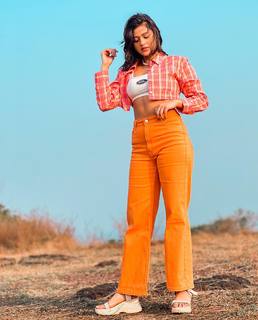 Anjali Arora feet photo 14