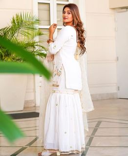 Anjali Arora feet photo 5
