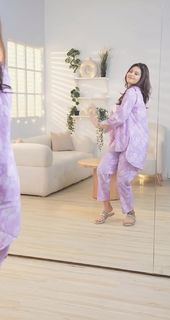 Anjali Arora feet photo 1