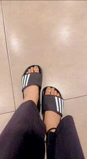 Anjali Arora feet photo 7