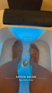 Anjali Arora feet photo 7